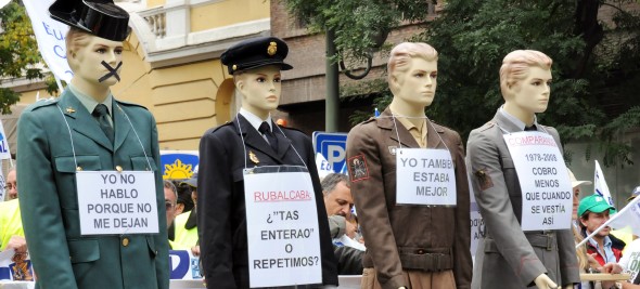 Sancionado un guardia civil por manifestarse vestido de uniforme