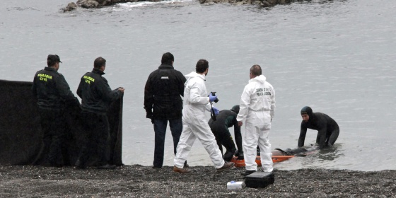 SOBRESEIDO EL CASO CONTRA 16 GUARDIAS CIVILES POR LOS SUCESOS DE CEUTA 
